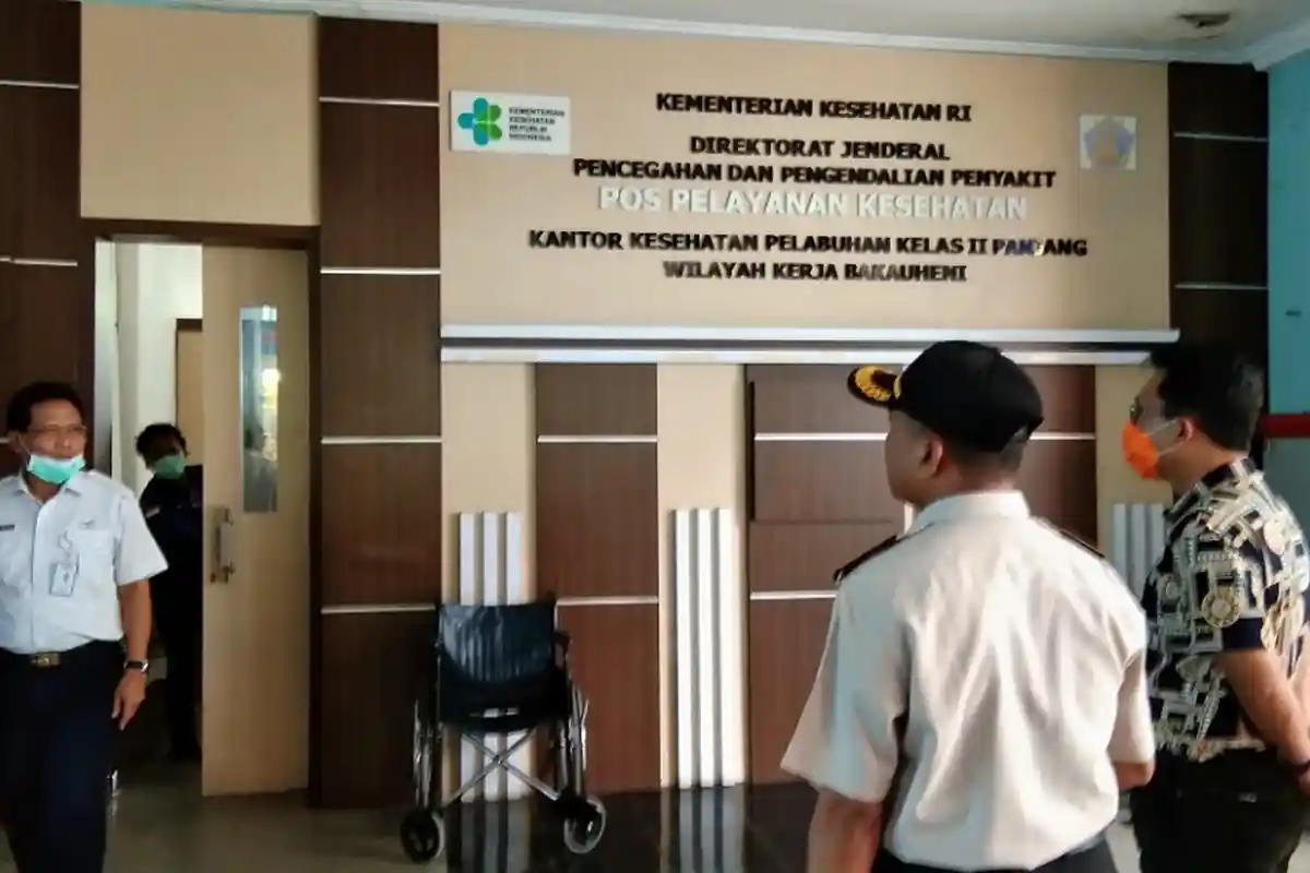 Alami Demam, Pemudik Dirujuk KKP Kelas II ke RSUD Bob Bazar
