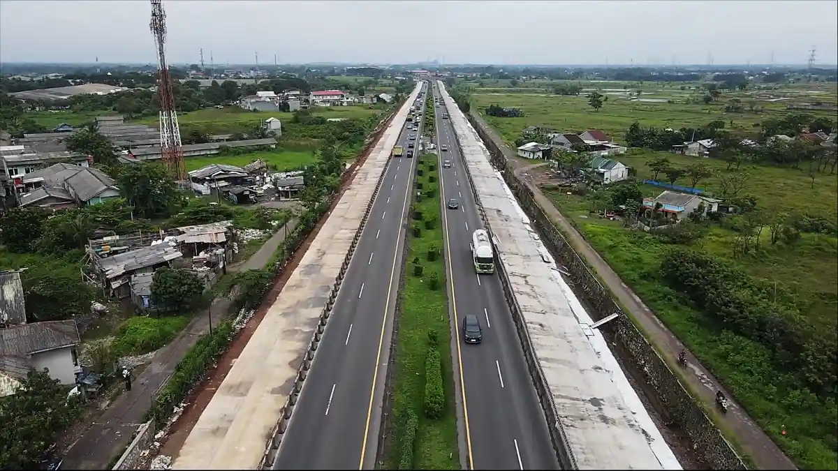 Info Lalu Lintas Hari Ini, Tol Tangerang Arah Jakarta Padat Merayap Imbas Perbaikan Jalan Karawaci