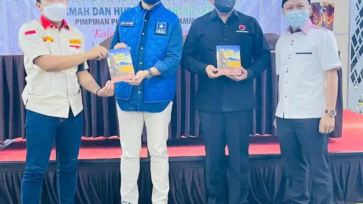 Hasto dan Eddy Dorong Pemuda Muhammadiyah Didik Para Pemuda Negarawan