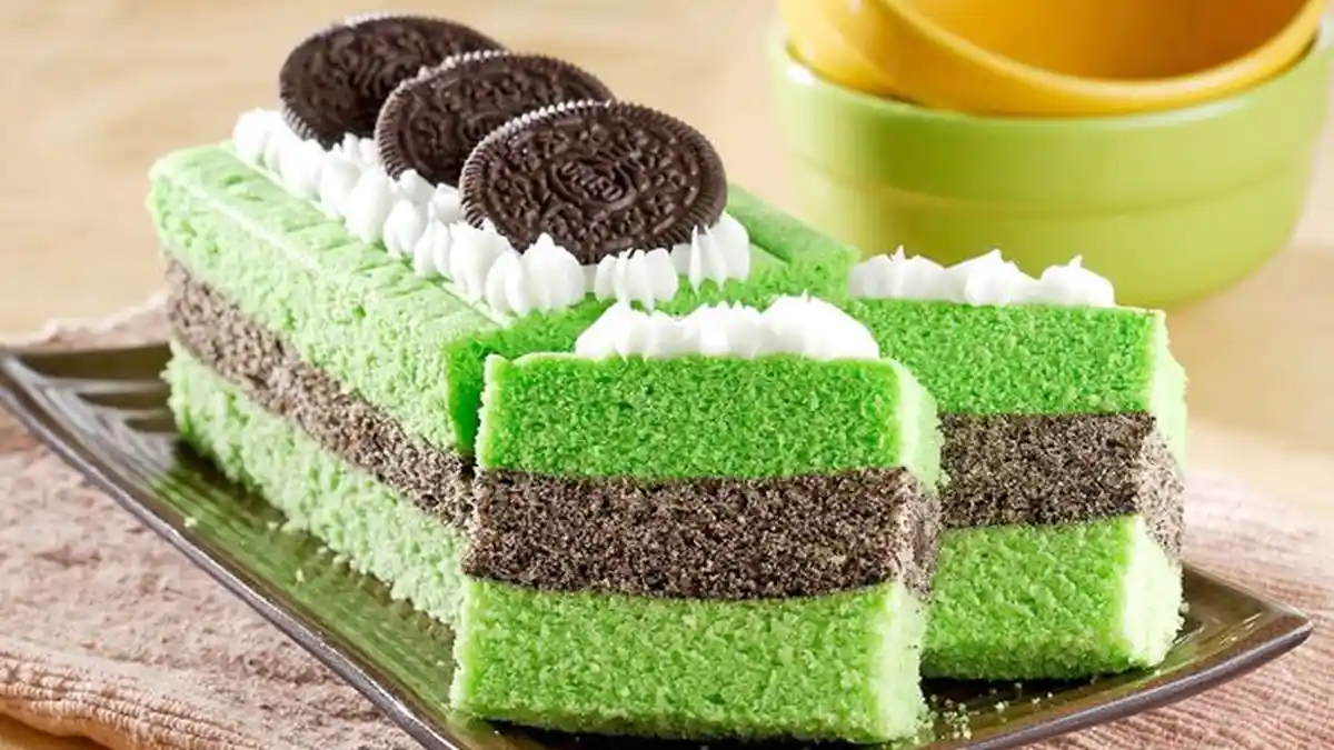 Saking Enaknya, Sekali Gigit Cake Pandan Oreo Langsung Bikin Lidah Ketagihan