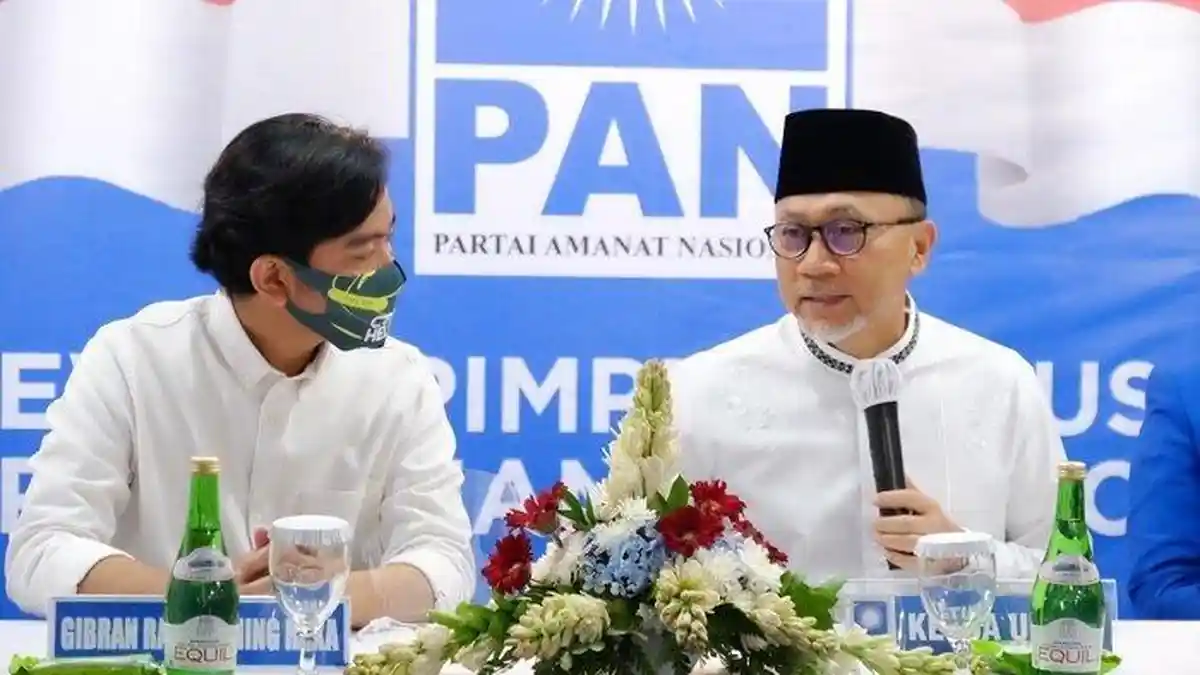 Fans Jokowi Kecewa Zulhas Jadi Mendag, Denny Siregar : Dulu Mr P Dirangkul Banyak yang Kecewa