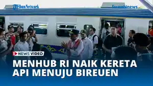 menhub-ri-naiki-kereta-api-cut-meutia-menuju-kutablang-bireuen.jpg