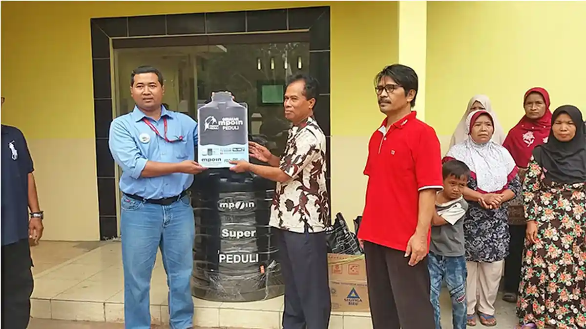 MPOIN Serahkan Bantuan Tangki dan Air Bersih ke Warga Desa Langgar Purbalingga