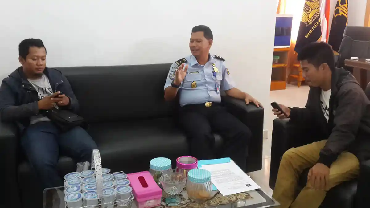 WNA Asal Tiongkok Dipindah ke Hotel, Ini Penjelasan Kepala Kantor Imigrasi Ketapang