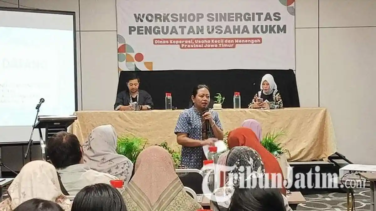Diskop UKM Jatim Bersama Agatha Retnosari Gelar Workshop, Dorong Pelaku UMKM Go Digital
