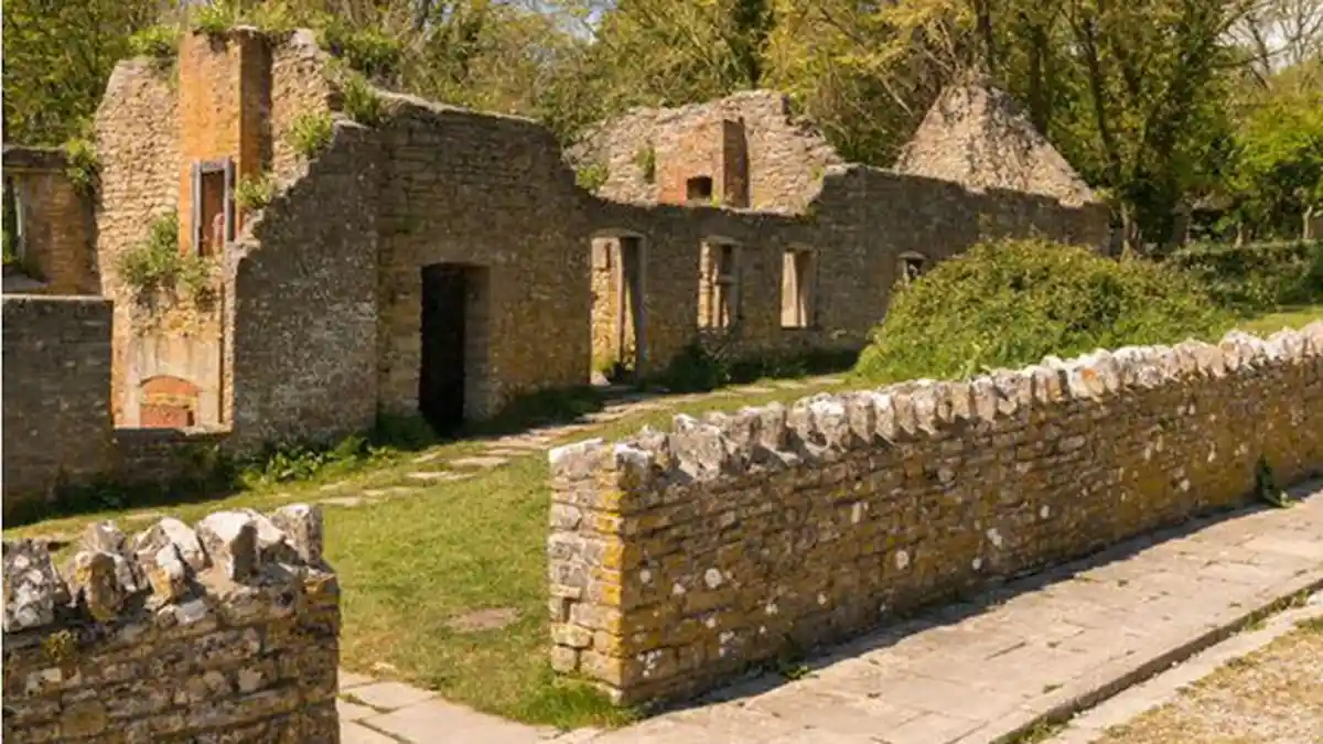 DISEBUT Desa Hantu, Tempat Ini Telah Kosong Selama 80 Tahun, Hanya Tersisa Pesan Haru Ini dari Warga