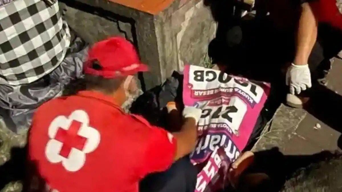 Ngebut Hantam Trotoar dan Pot Bunga, Pengendara Ninja Tewas Seketika - Tribunjateng.com