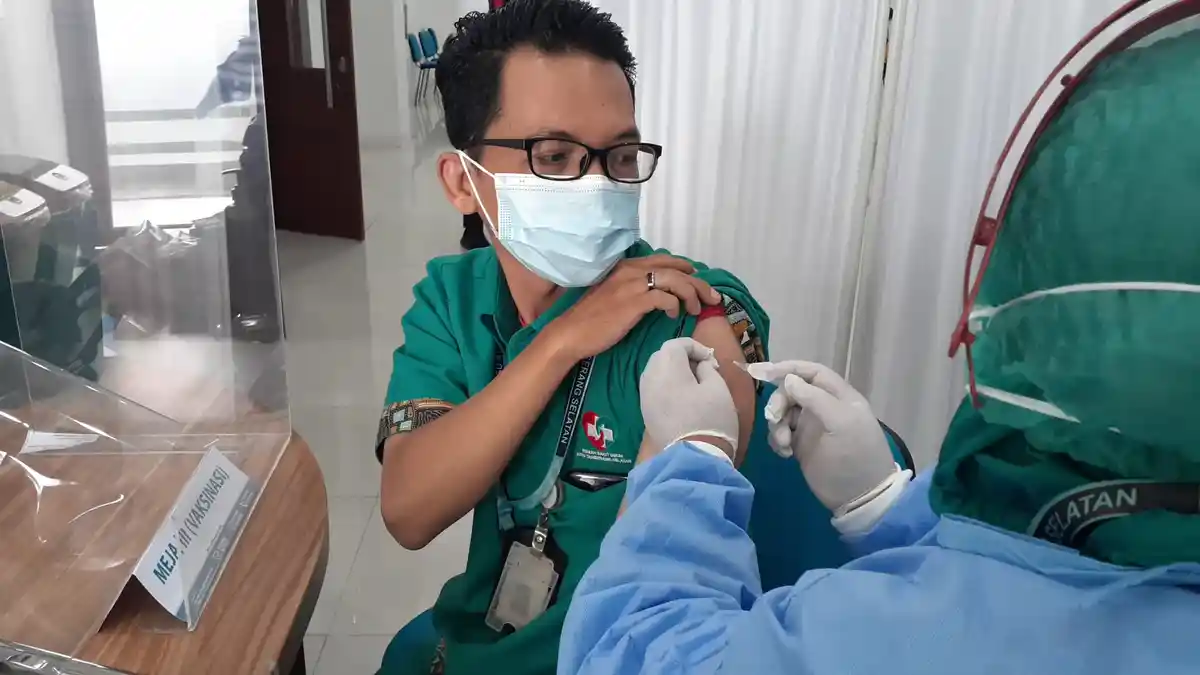 Hasil Survei: 41% Warga Menolak Vaksin Covid-19, Ini Sejumlah Alasan Mereka