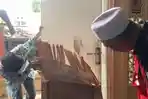 Heboh-Penemuan-Uang-Rp86-Juta-di-Pintu-Masjid-Babussalam-Sosok-Pemilik-Terungkap.jpg