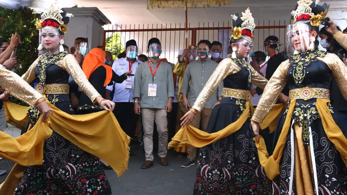 Kemendagri Dukung KPU dan Bawaslu Tindak Tegas Kerumunan Massa Saat Pendaftaran Bapaslon