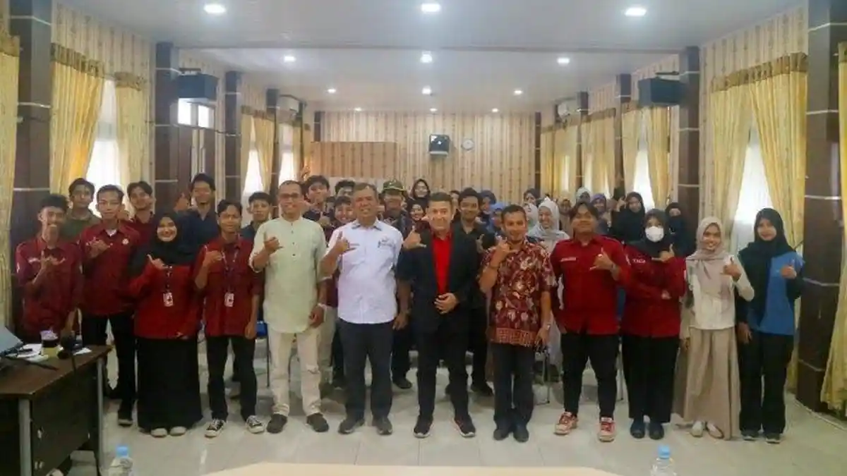 Press and Speak Vol. 2: Mahasiswa KPI Antusias Ikuti Pelatihan Menulis Berita Bersama Pemateri Andal