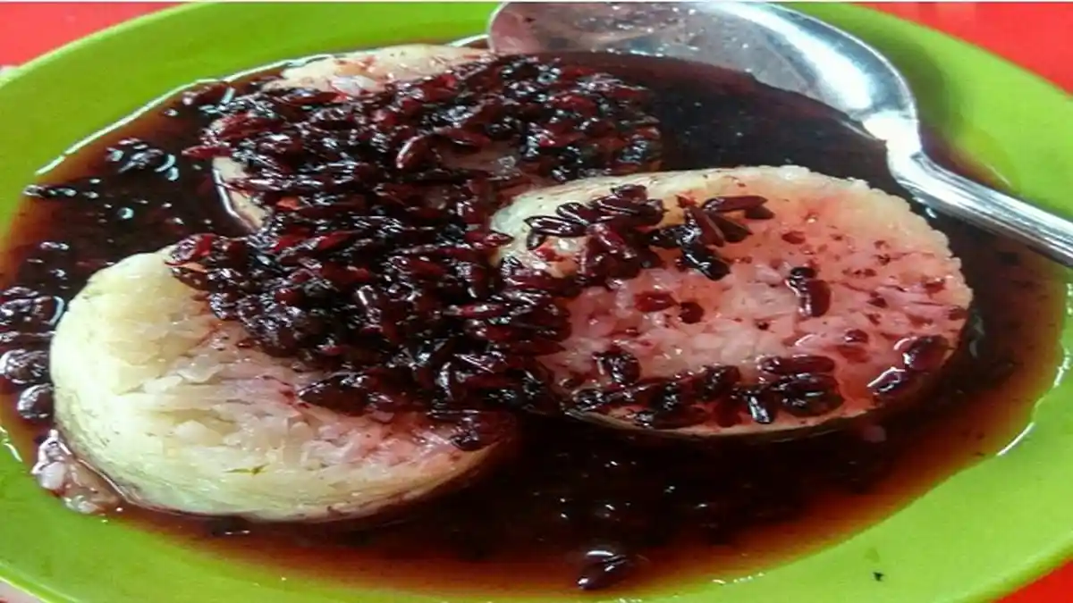 Mantapnya! Sajian Tapai Ketan Hitam, Makanan Tradisional Khas Minangkabau