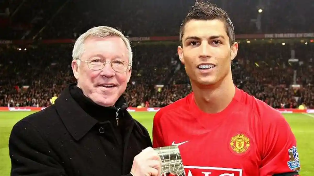 Cinta Pertama Eks Pelatih MU, Sir Alex Ferguson Ternyata Nenek Pemain Liverpool, Alexander-Arnold