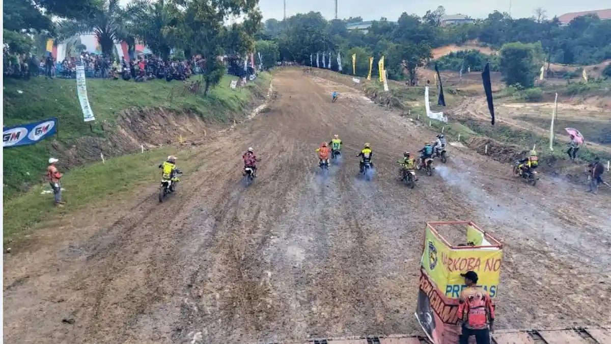 Ratusan Pembalap Grasstrack Jajal Sirkuit Tanjung Enim, Ikuti Kejurnas HUT PTBA
