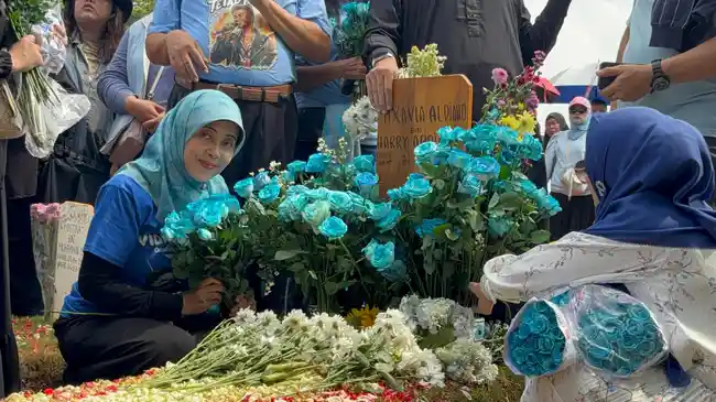 Vidi Aldiano Datang ke Mimpi Ibunda, Menyanyi dan Memeluk sang Mama 