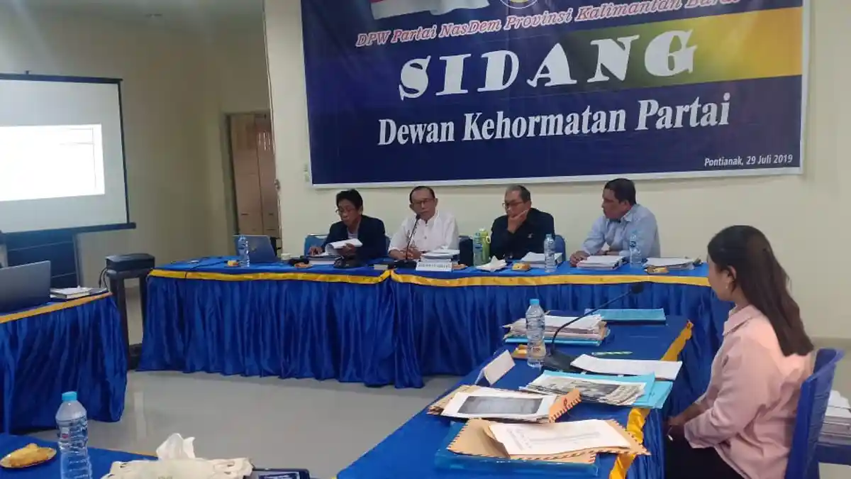 DPW Partai Nasdem Kalbar Gelar Sidang Etik Internal