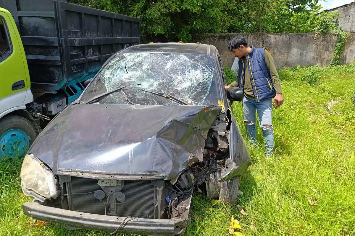 Polisi Temukan Arak Dalam Mobil Pelaku Tabrak Lari di Kanigoro Blitar