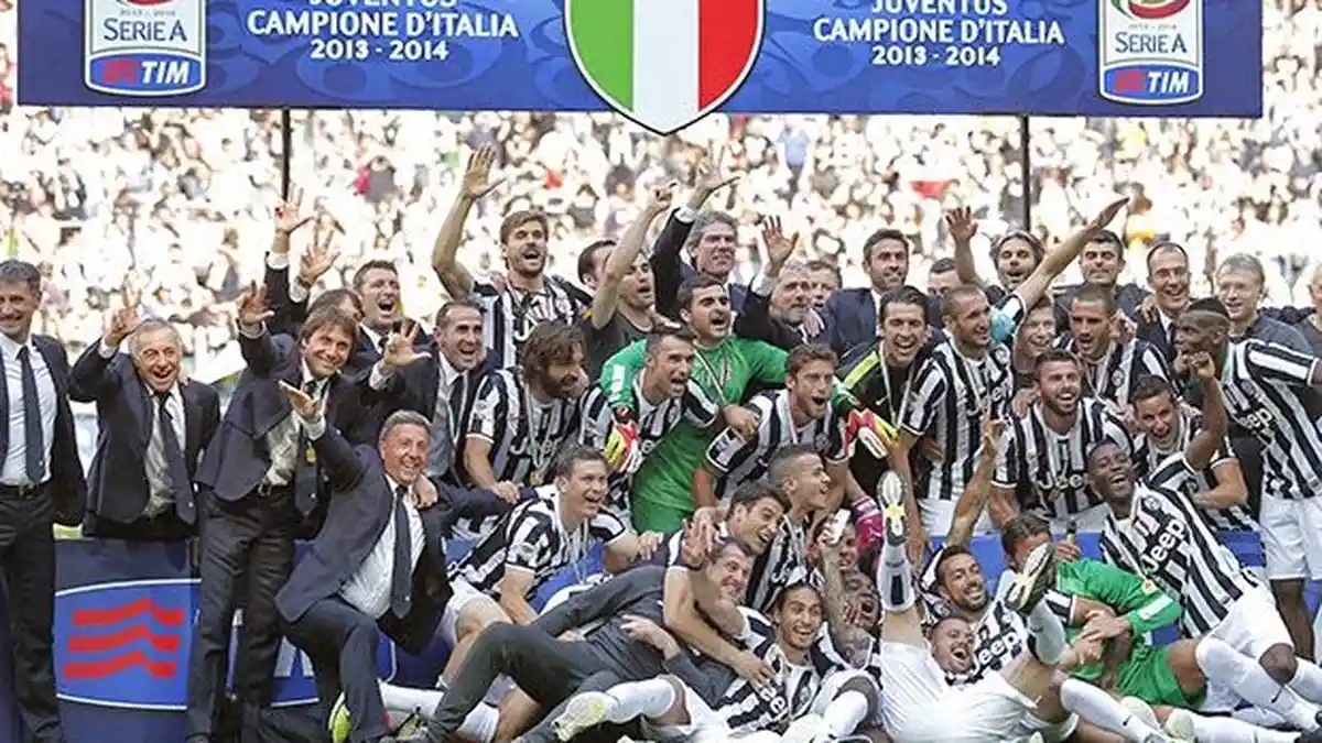 Radja Nainggolan Bantu Juventus Rebut Gelar Seri A ke-33 Lebih Cepat
