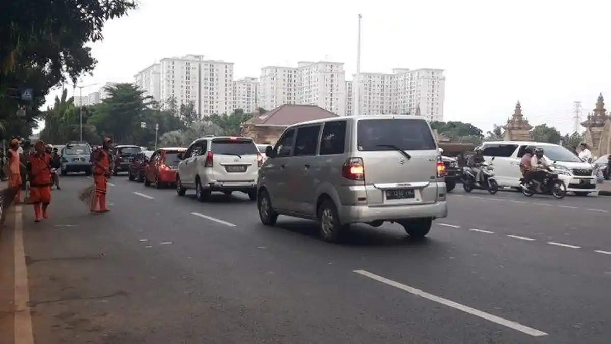 Pemakaman Ani Yudhoyono Selesai, Jalan Raya Kalibata Kembali Dibuka Normal