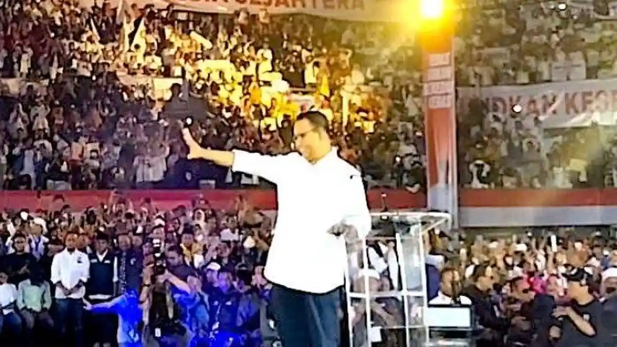 Anies Baswedan Hadir di Senayan, Ribuan Relawan Serukan Tekad Menang Pilpres 2024