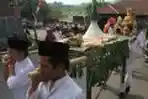 Kirab Sadranan Gunung Kalong