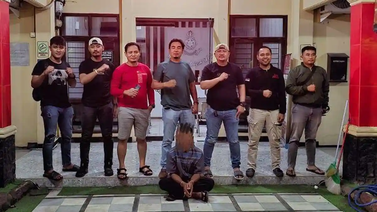 Sosok Maling 'Spiderman' yang Panjat Minimarket di Indramayu: Harusnya Mengamankan Malah Mencuri