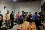 Polres-OKU-Timur-Gerebek-Kafe-Remang-Remang-di-Belitang-III-Satu-Pengunjung-Positif-Narkoba.jpg