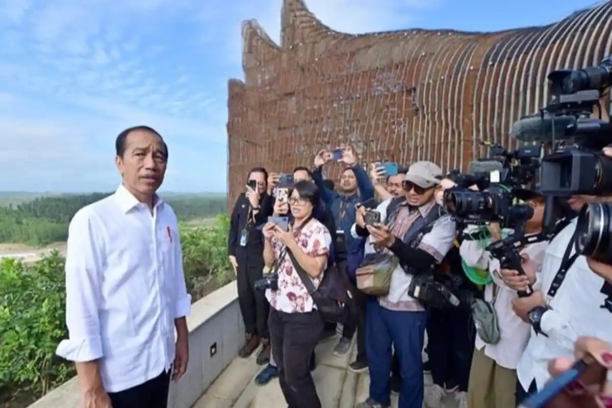 Menteri Basuki Minum Air Langsung dari Keran di IKN, Namun Jokowi Masih Dilarang