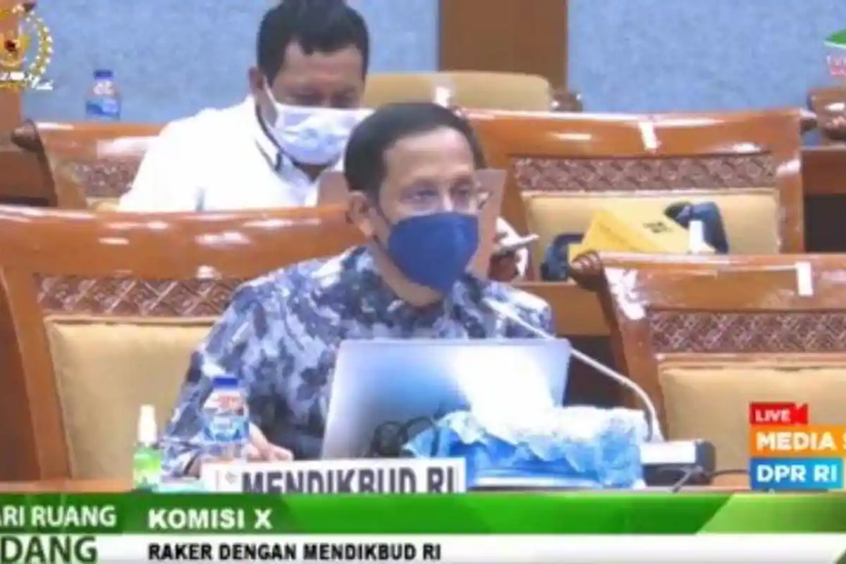 ASYIK! Mendikbud Nadiem Makarim Beri Subsidi Gaji Rp 1,8 Juta untuk Guru Honorer dan Dosen NonPNS