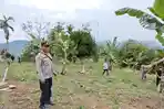 Forkopimca-Tanah-Pinem-saat-turun-ke-lokasi-melihat-kondisi-hutan.jpg