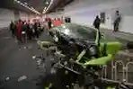 Tabrakan Supercar Ala Film Fast and Furious 7