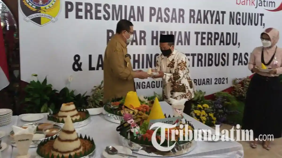 Bupati Tulungagung Resmikan Pasar Ngunut dan Pasar Hewan Terpadu, Berharap Segera Difungsikan