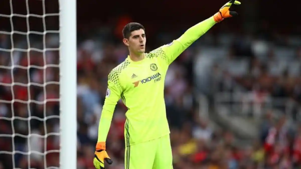Kebobolan Tiga Gol di Liga Champions, Zidane Bela Thibaut Courtois