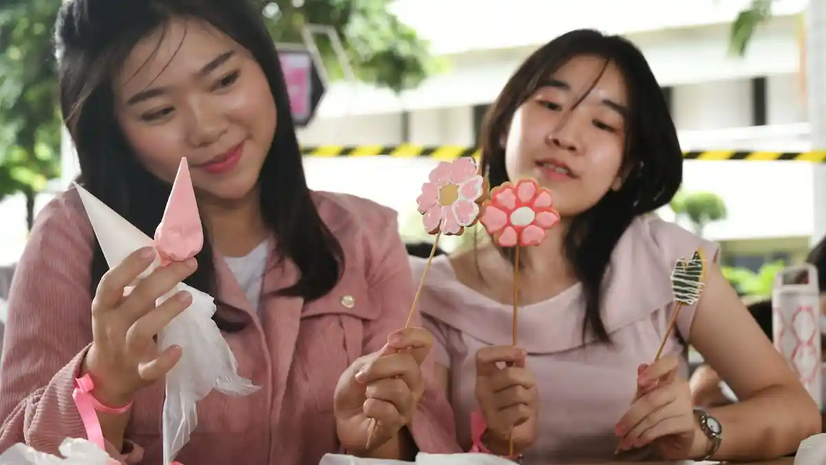 50 Ucapan Valentine untuk Teman, Rayakan Cinta dalam Persahabatan