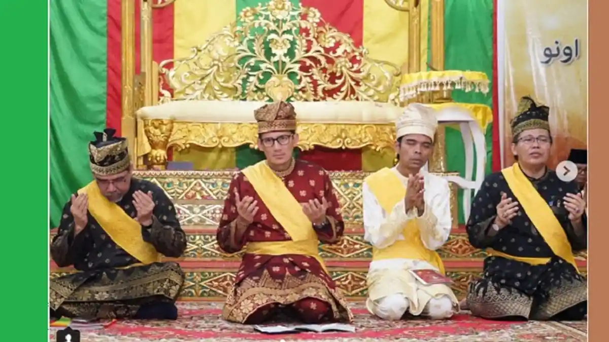 Didukung Ustaz Abdul Somad, Sandi Jalani Prosesi Tepuk Tepung Tawar