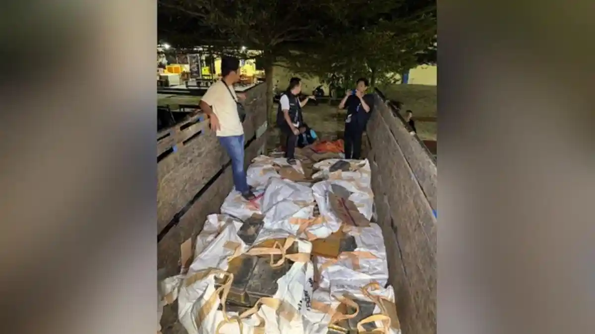 Polresta Pangkalpinang Gagalkan Penyelundupan 13 Ton Balok Timah