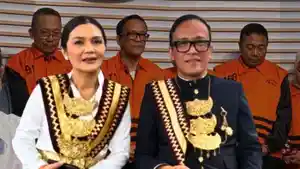 20250823-Silvia-Rinita-Harefa-Istri-Wamenaker-Immanuel-Ebenezer-dan-tersangka-OTT-KPK.jpg
