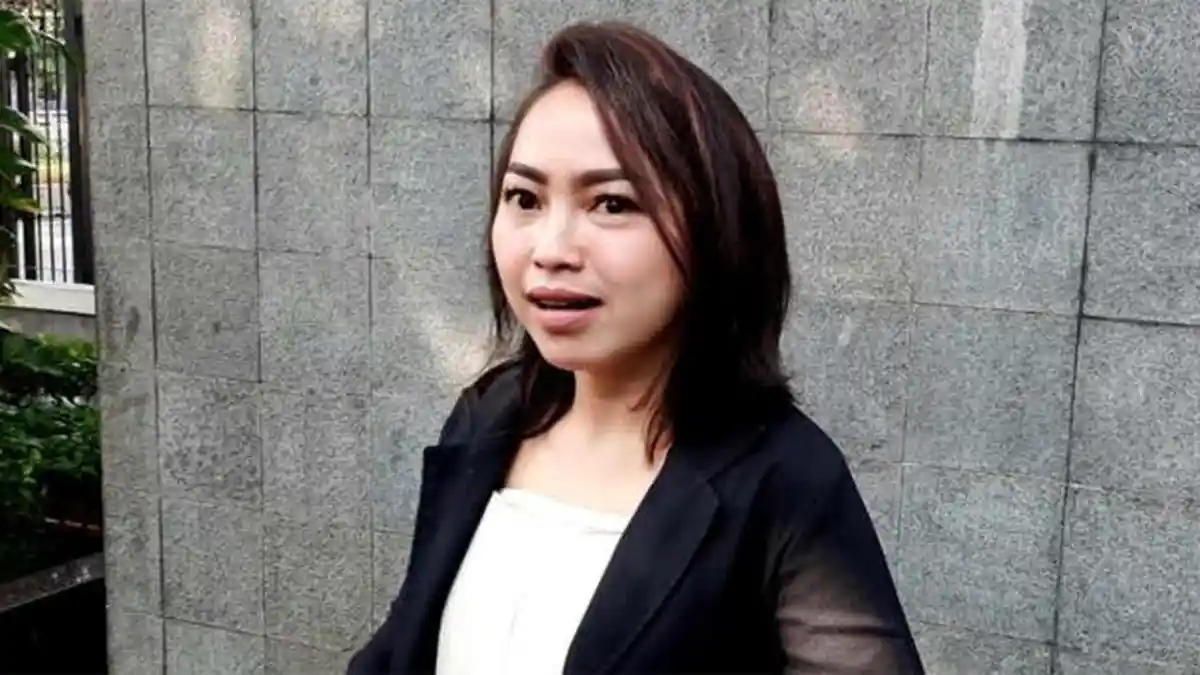 Nina Mpok Alpa Berduka, Sang Ayah Meninggal Dunia