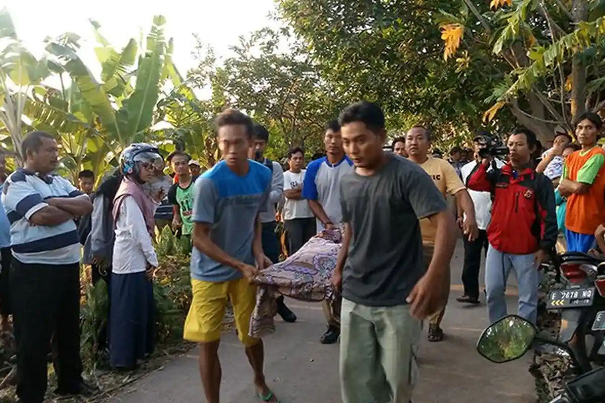 Sebelum Tewas Bersimbah Darah, Pria Ini Tidur Bareng Temannya di Rumah