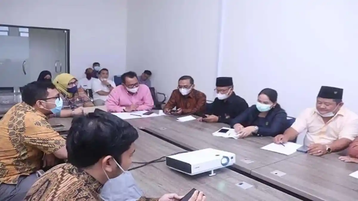 Maksimalkan Raperda PBG dan Penerapan Retribusi PBG, DPRD Sambas Kunjungi DPMPTSP Kubu Raya