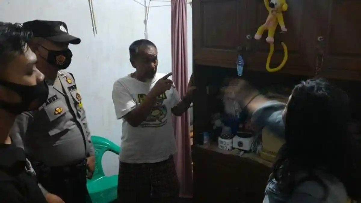 Pintu Kamar Kos Dibobol Maling, Tidak Ada Kerusakan Pintu Lemari, Sertifikat Dalam Lemari Hilang