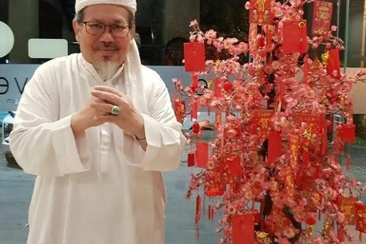 Ustaz Tengku Zulkarnain Ucapkan Selamat Tahun Baru Imlek, Ungkap Leluhur Dia yang Sesungguhnya