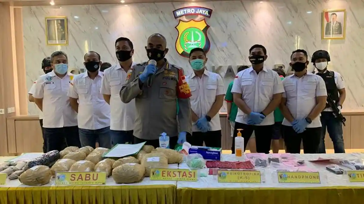 Manfaatkan New Normal untuk Edarkan 18,1 Kg Sabu, 5 Pria Diringkus Polisi