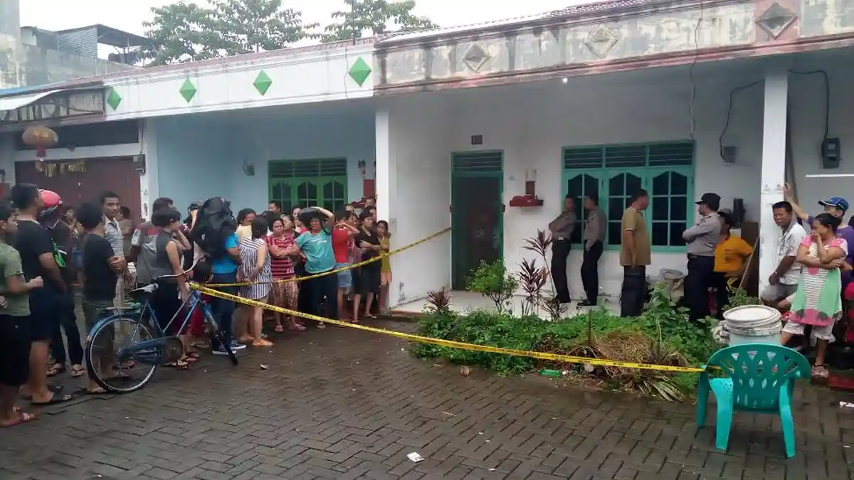 Warga Kompleks Graha Sunggal Geger