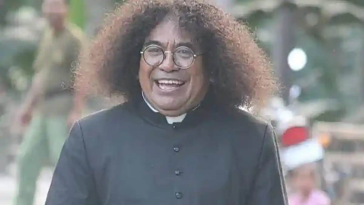 Romo Poya di Bintan Kepri Serukan Pesan Damai saat Hari Raya Waisak