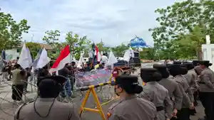 26092024aksi-damai-mahasiswa-Batam.jpg