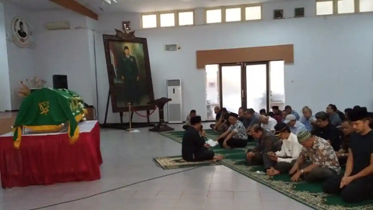 Ayah Anjasmara yang Meninggal adalah Suami Rachmawati Soekarnoputri