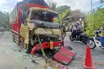 Truk Seruduk Tronton di Jembrana Bali, 4 Kendaraan Terlibat Kecelakaan, Pemotor Alami Luka Robek
