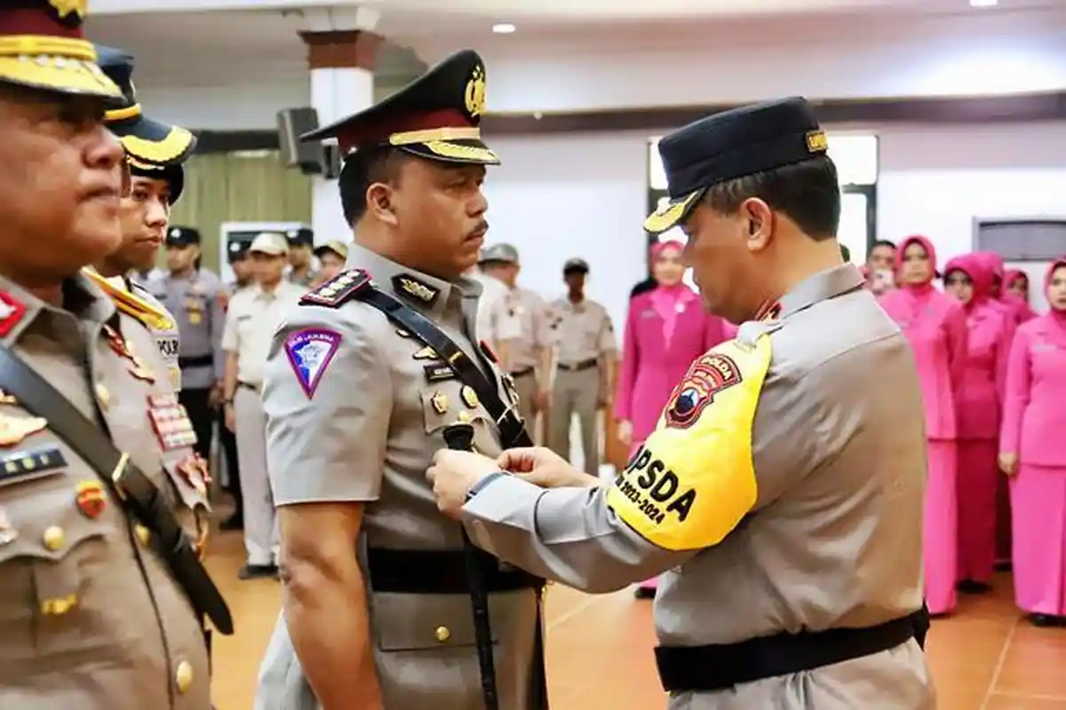 Sertijab Wakapolda Jateng, Kapolda: Perlu Terobosan dan Pembaruan