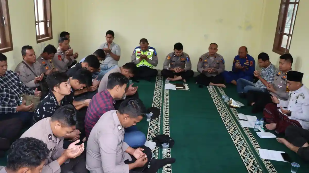 Tingkatkan Iman dan Taqwa, Polres Nisel Gelar Binrohtal